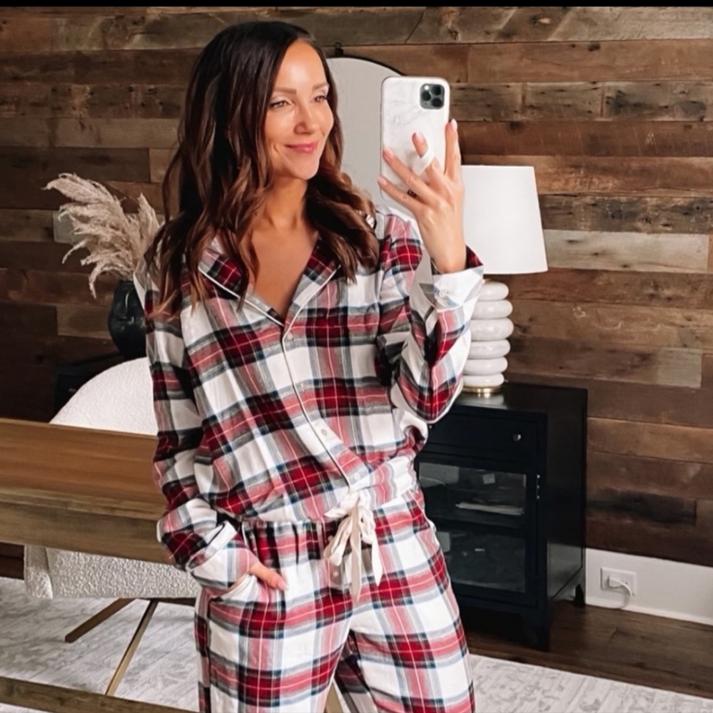Abercrombie and Fitch Plaid Pajama Set